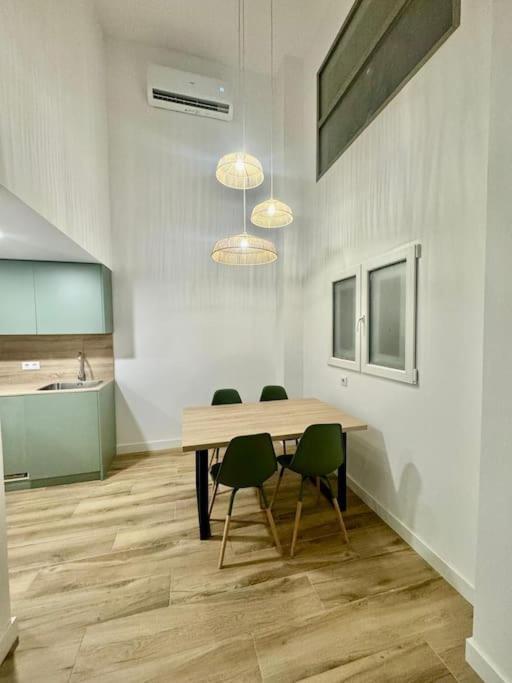 Gran Apartamento A Pie De Calle Валенсия Экстерьер фото