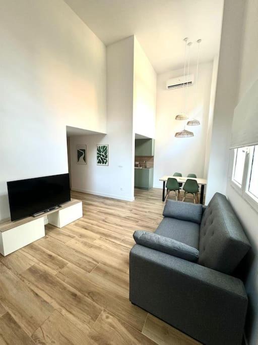 Gran Apartamento A Pie De Calle Валенсия Экстерьер фото