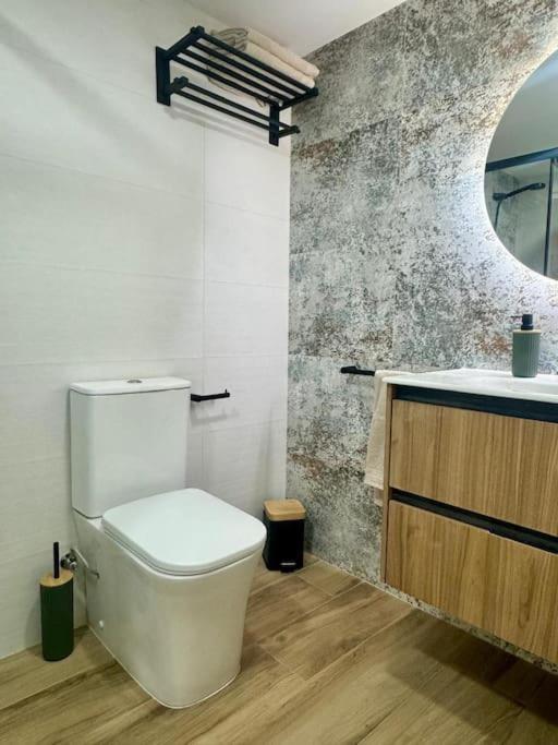 Gran Apartamento A Pie De Calle Валенсия Экстерьер фото